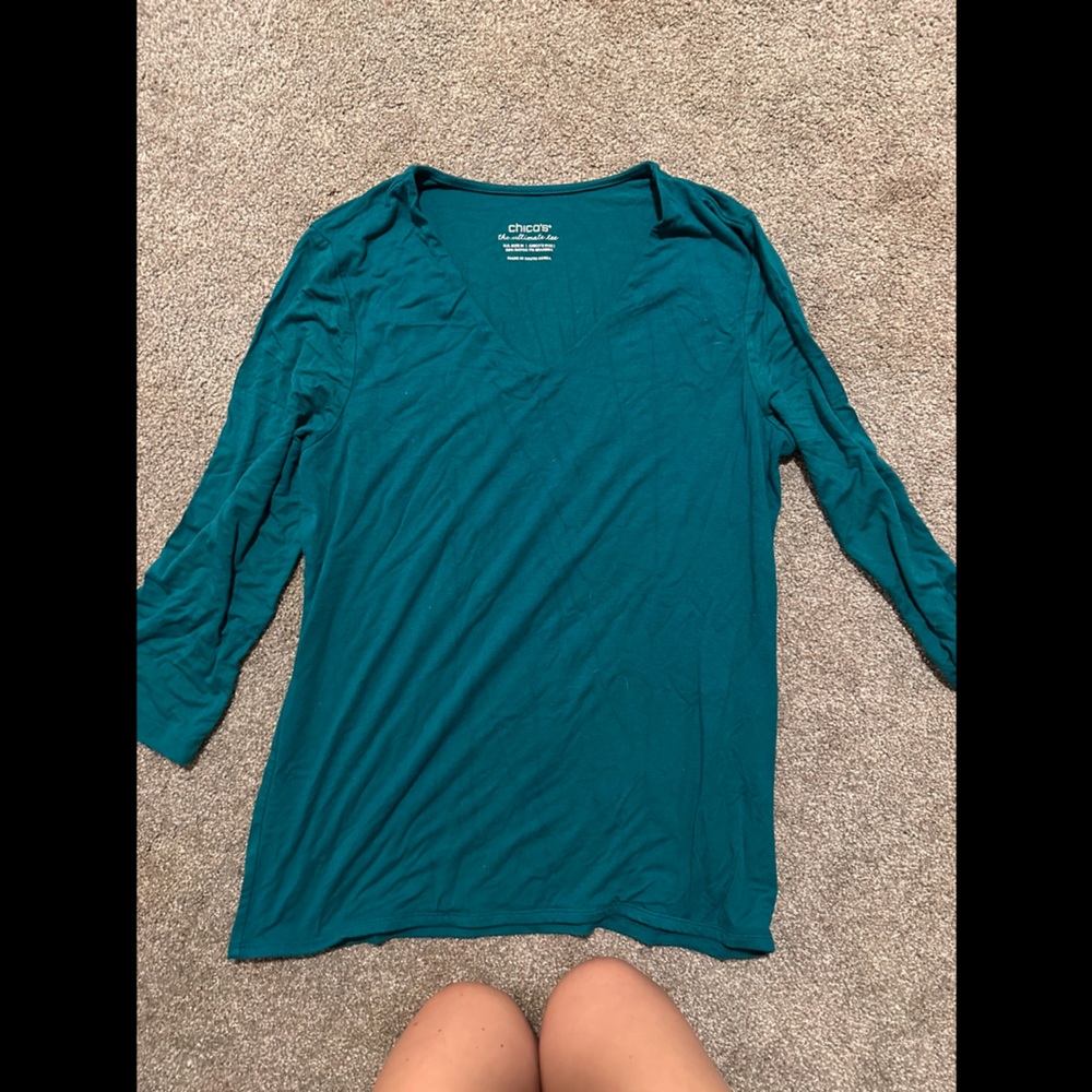 Very comfortable V-neck tee